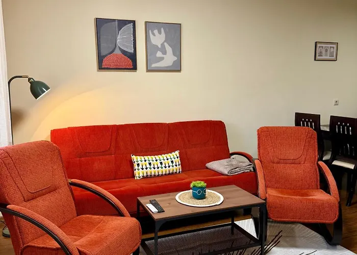 Apartment Gino's Place 2 Home2host